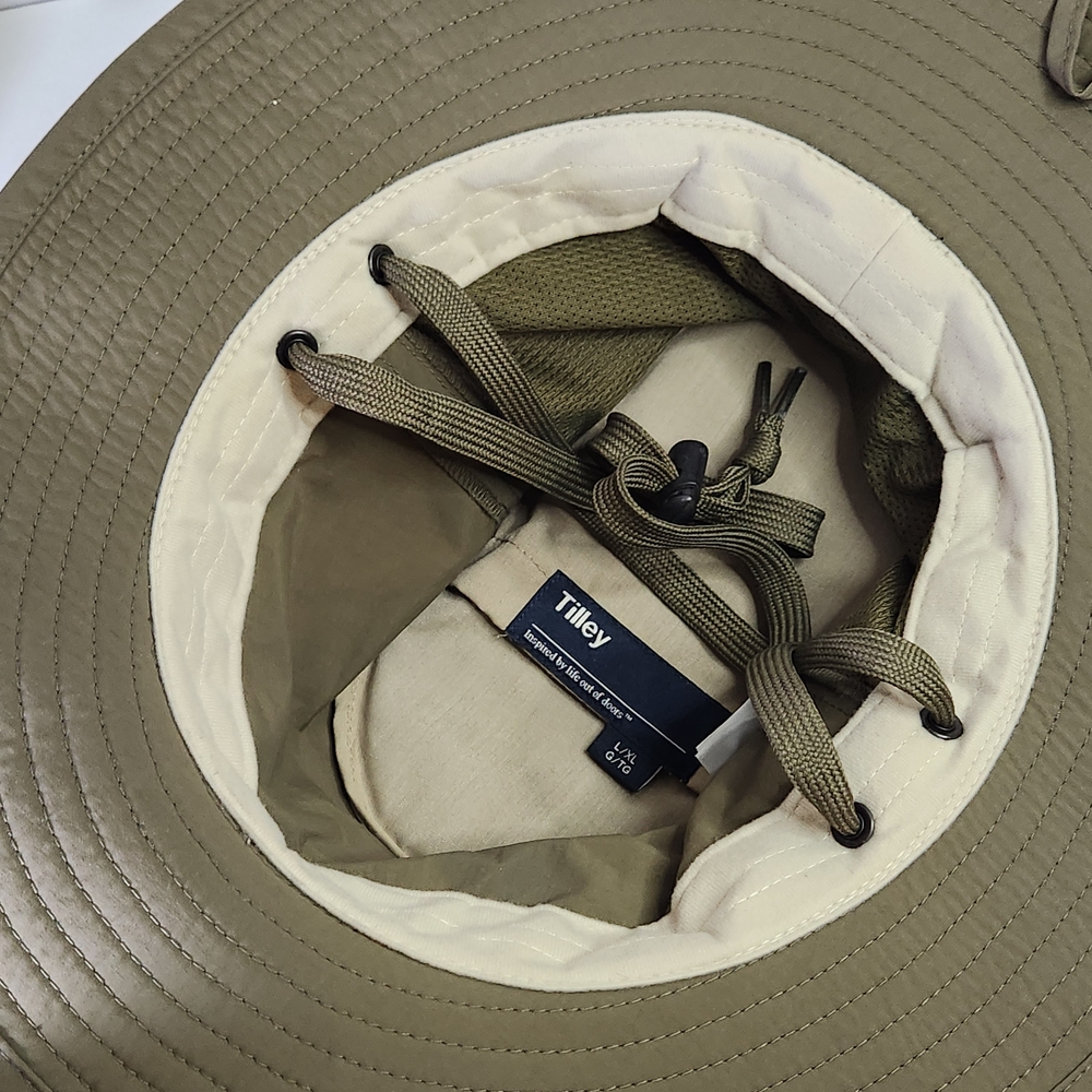 Tilley Hat. Men's Outdoor Wide Brim Sun Hat - Olive - Picture 6 of 9